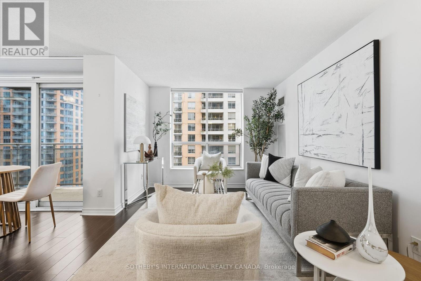 1210 - 5229 Dundas Street W, Toronto, Ontario  M9B 6L9 - Photo 9 - W12678208