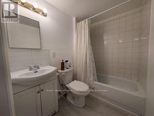 Lower - 122 Pressed Brick Drive, Brampton, Ontario  L6V 4K4 - Photo 5 - W12678224