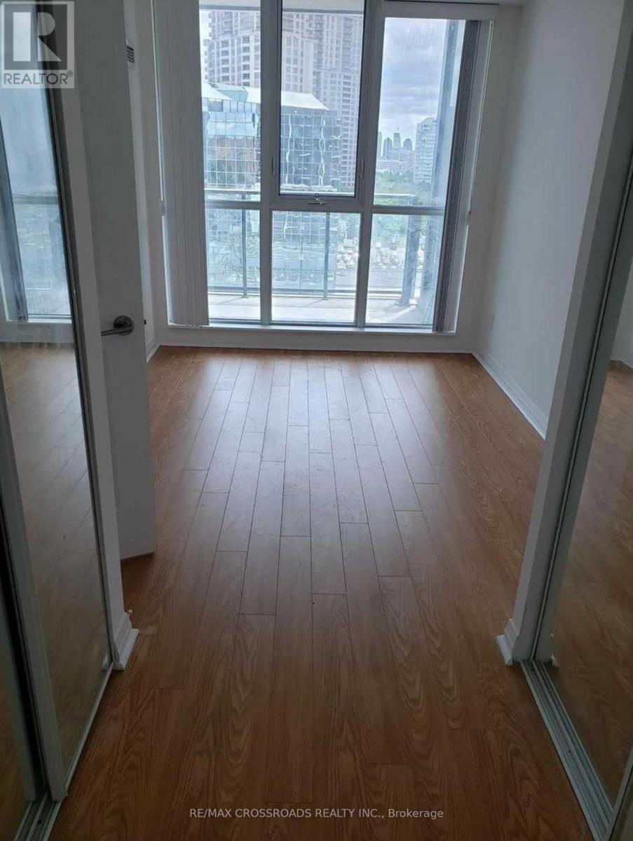 808 - 55 Eglinton Avenue W, Mississauga, Ontario  L5R 0E5 - Photo 4 - W12678250