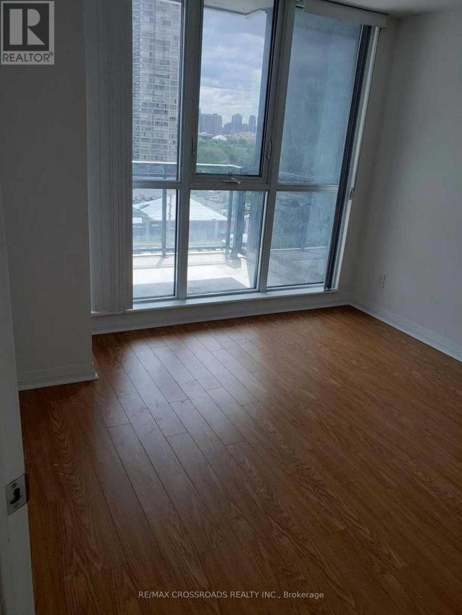 808 - 55 Eglinton Avenue W, Mississauga, Ontario  L5R 0E5 - Photo 6 - W12678250