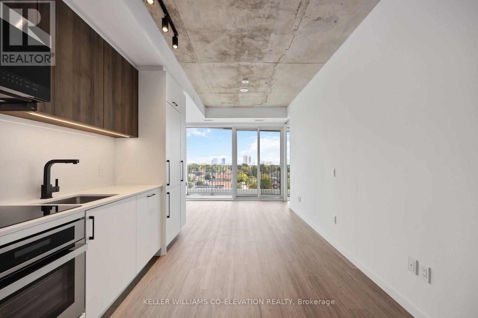 622 - 689 The Queensway Street, Toronto, Ontario  M8Y 1L1 - Photo 1 - W12678254