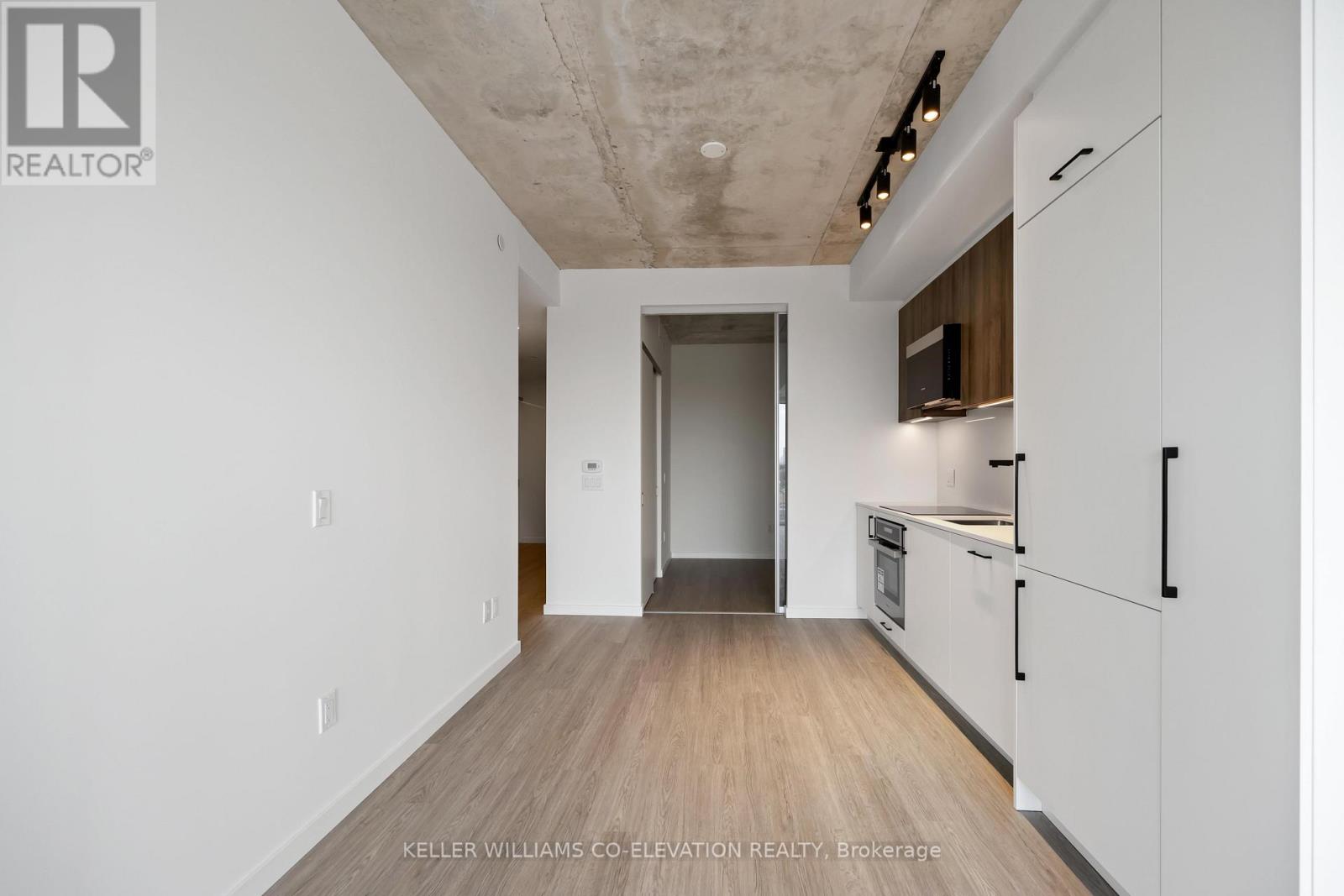 622 - 689 The Queensway Street, Toronto, Ontario  M8Y 1L1 - Photo 12 - W12678254