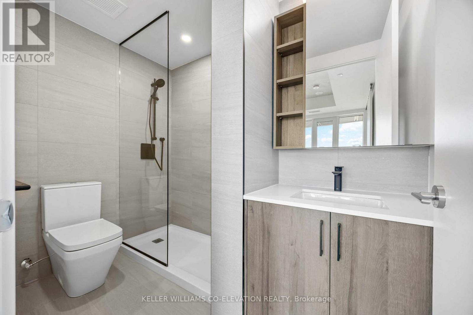 622 - 689 The Queensway Street, Toronto, Ontario  M8Y 1L1 - Photo 20 - W12678254