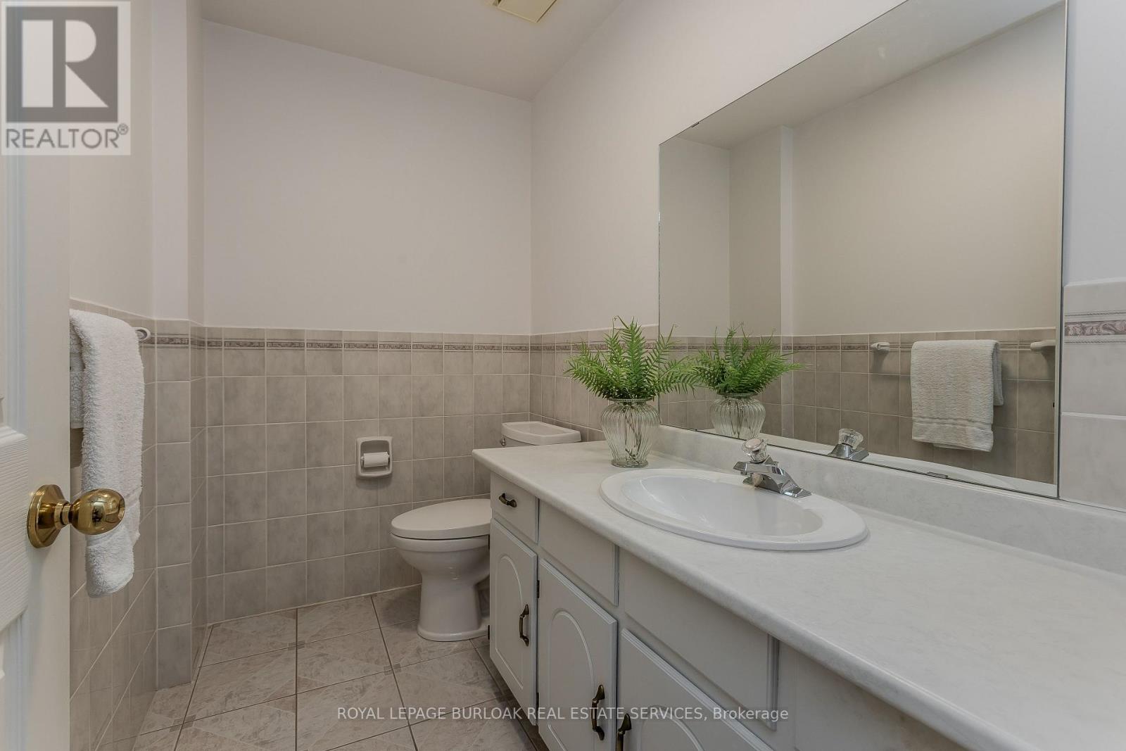 460 Hedgerow Lane, Oakville, Ontario  L6H 4V8 - Photo 18 - W12678260