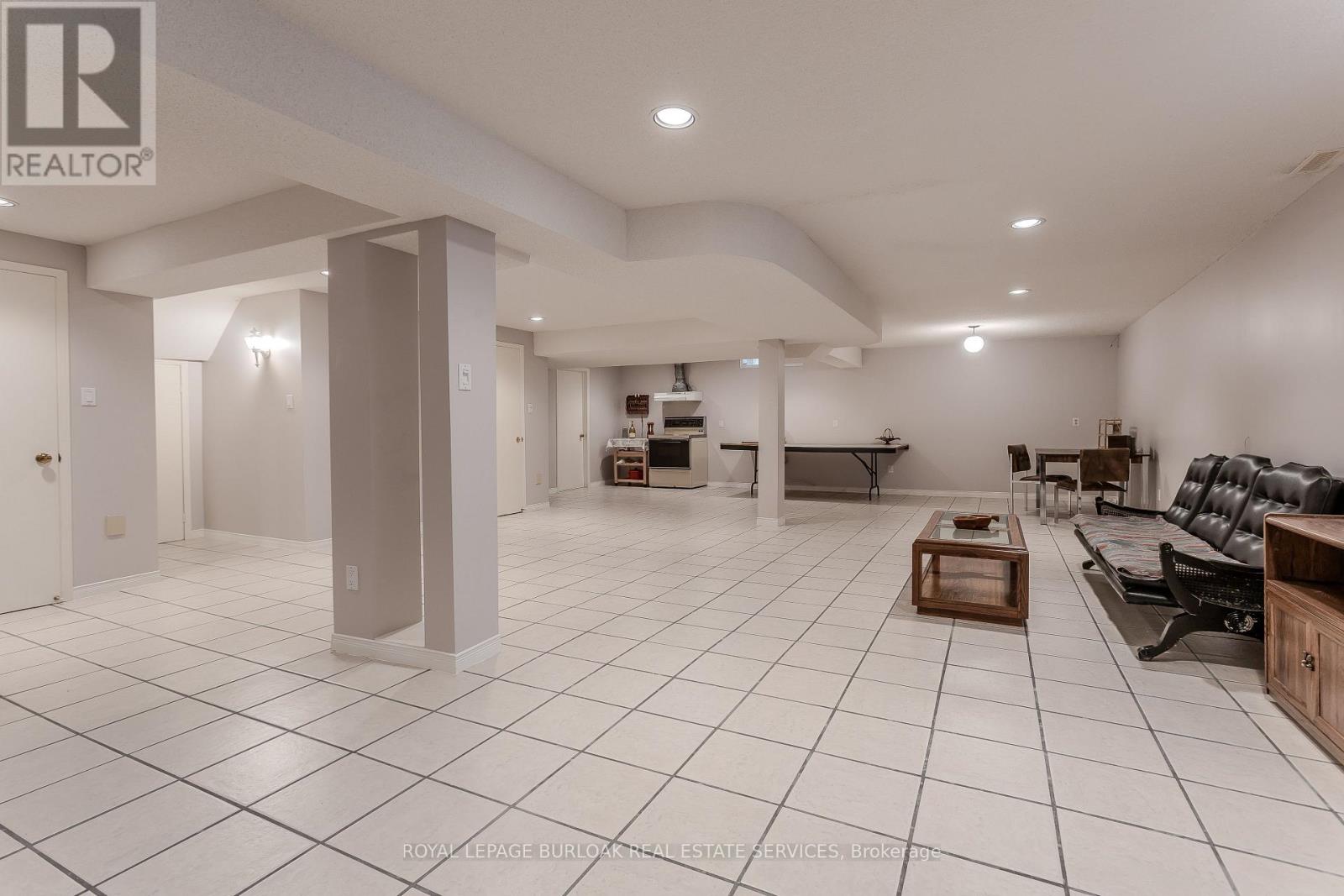 460 Hedgerow Lane, Oakville, Ontario  L6H 4V8 - Photo 35 - W12678260