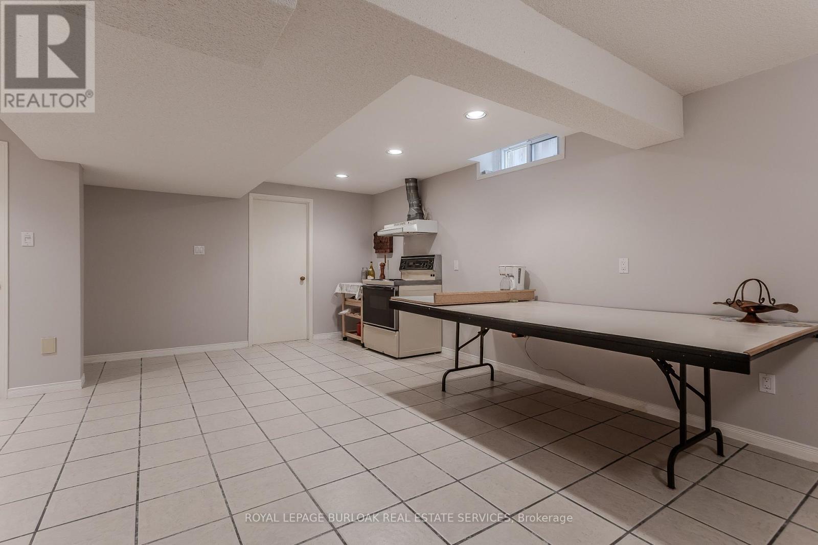 460 Hedgerow Lane, Oakville, Ontario  L6H 4V8 - Photo 39 - W12678260