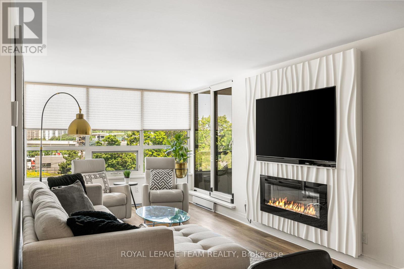 401 - 1510 Riverside Drive, Ottawa, Ontario  K1G 4X5 - Photo 13 - X12468733