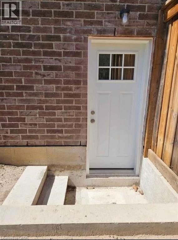 560 Landgren Court Unit# (Basement), Kitchener, Ontario N2A 4J7 - Photo 1 - 40795573