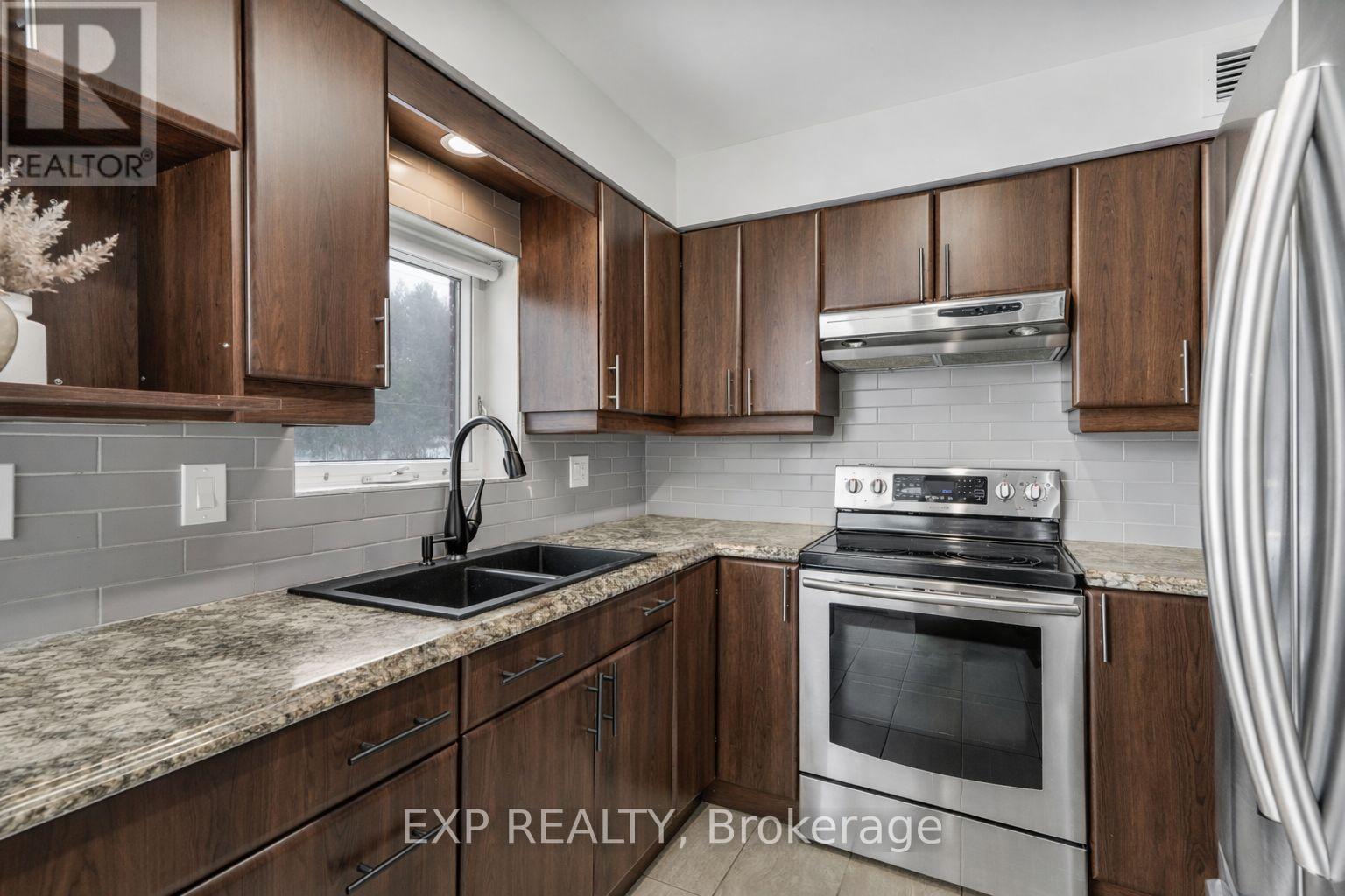 510 - 330 Centrum Boulevard, Ottawa, Ontario  K1E 3W2 - Photo 9 - X12678012