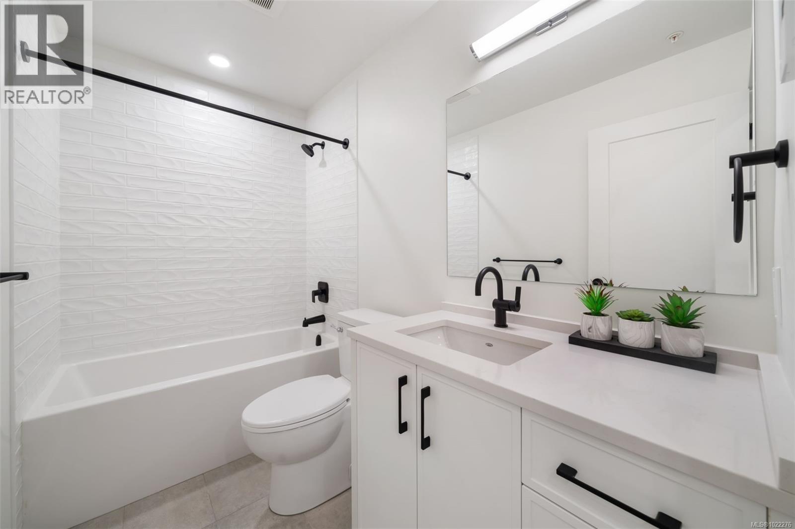 208 610 Lampson Rd, Esquimalt, British Columbia V9A 0L3 - Photo 8 - 1022276