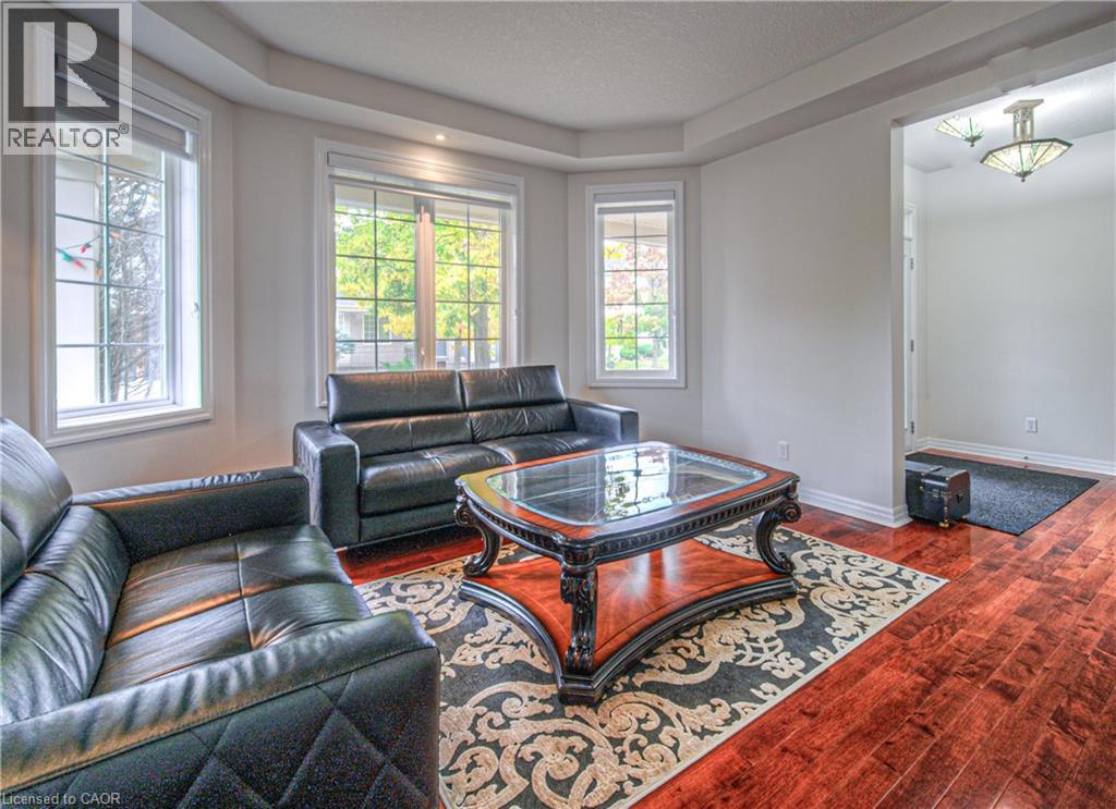 47 Dellgrove Circle, Cambridge, Ontario  N1T 2J9 - Photo 3 - 40797240