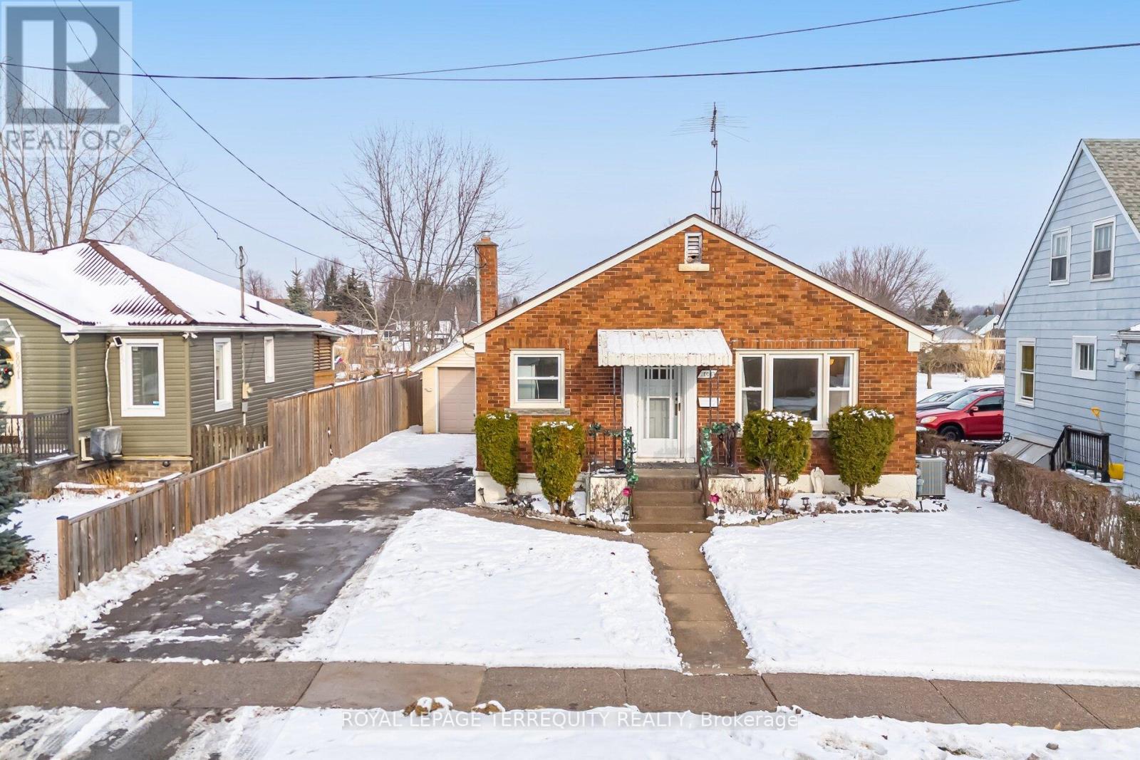 6001 North Street, Niagara Falls, Ontario  L2G 1J7 - Photo 2 - X12678226