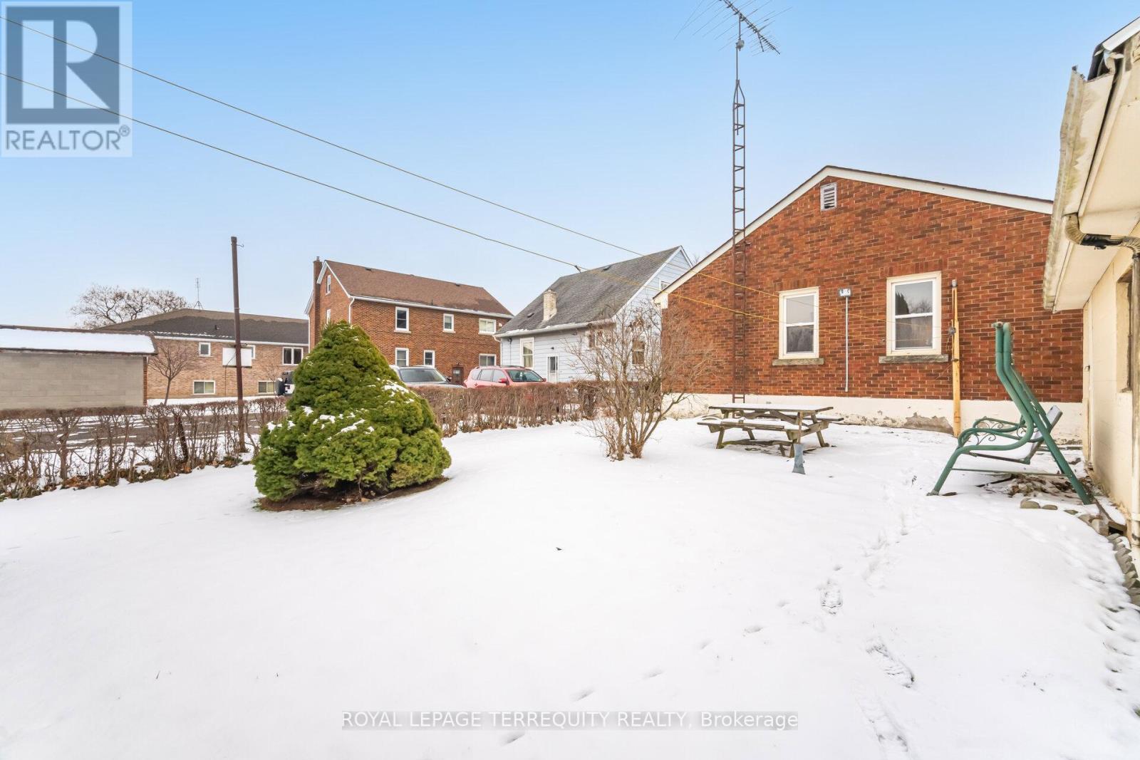 6001 North Street, Niagara Falls, Ontario  L2G 1J7 - Photo 24 - X12678226