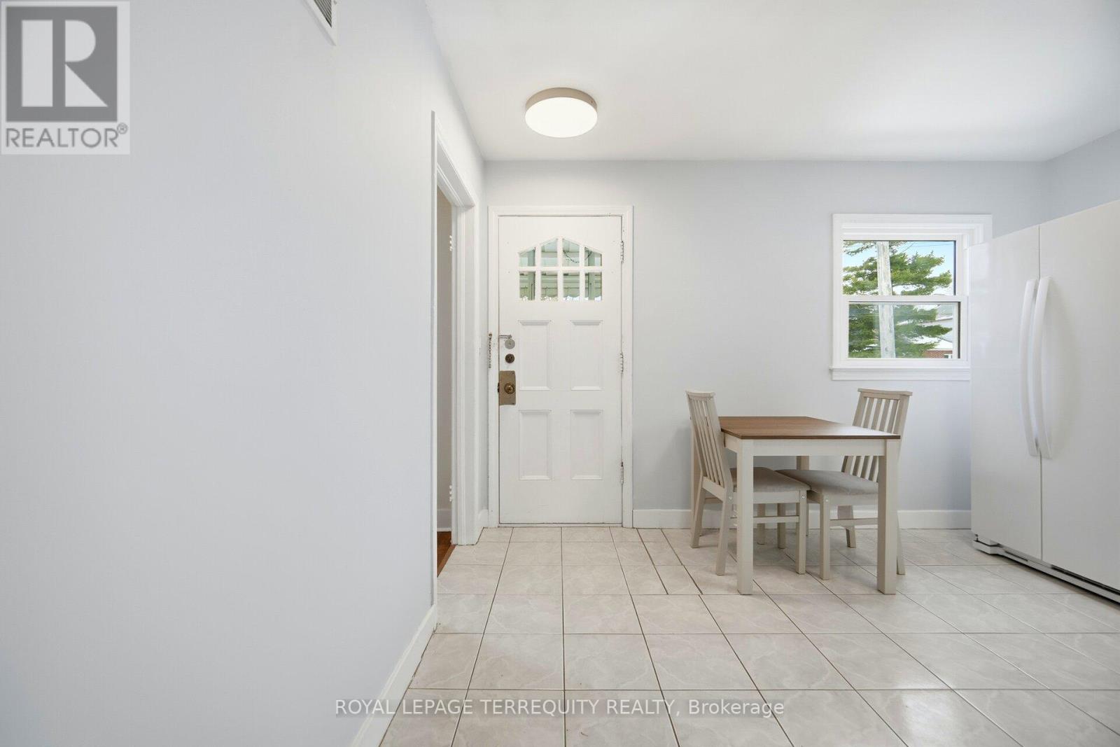 6001 North Street, Niagara Falls, Ontario  L2G 1J7 - Photo 3 - X12678226