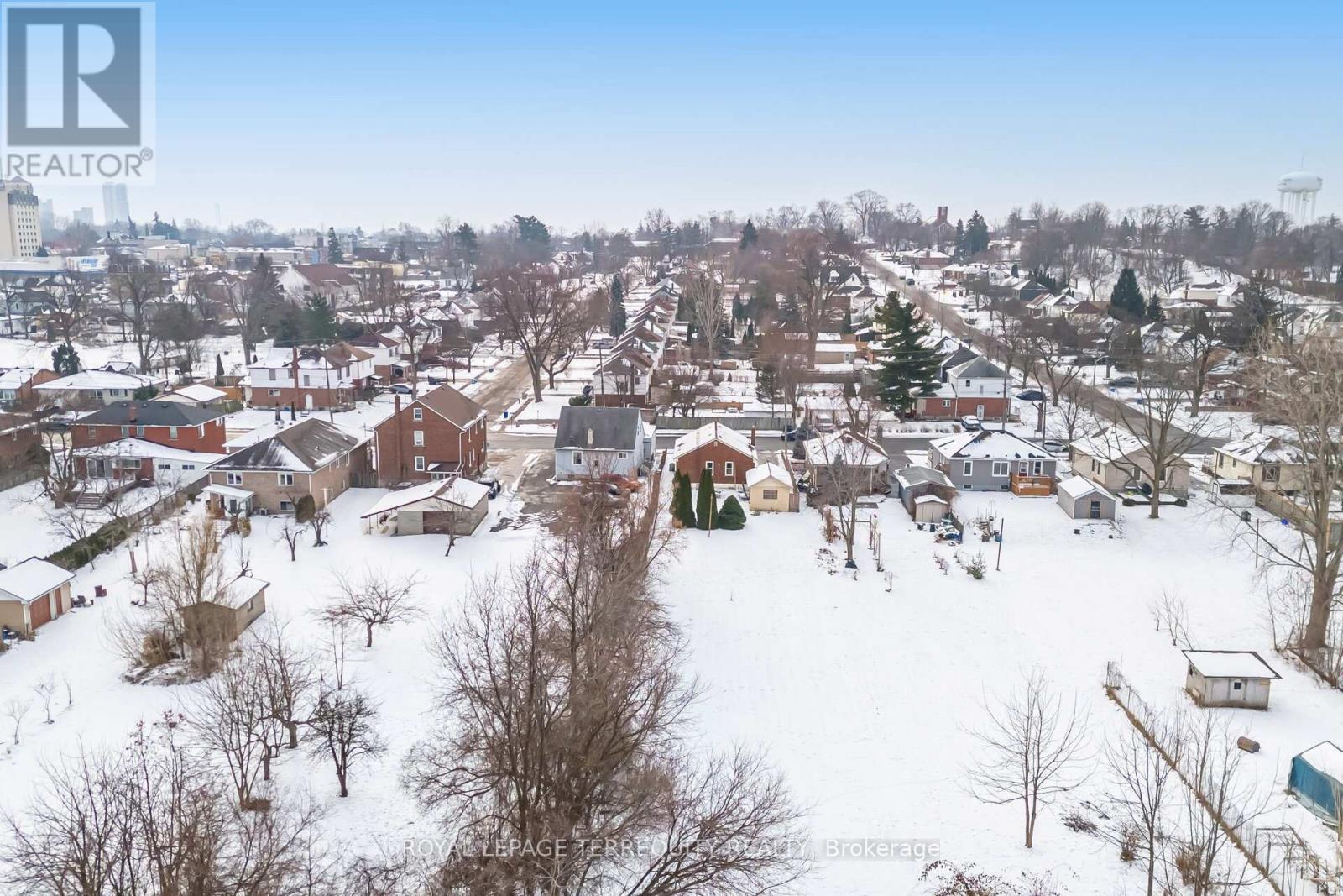 6001 North Street, Niagara Falls, Ontario  L2G 1J7 - Photo 32 - X12678226