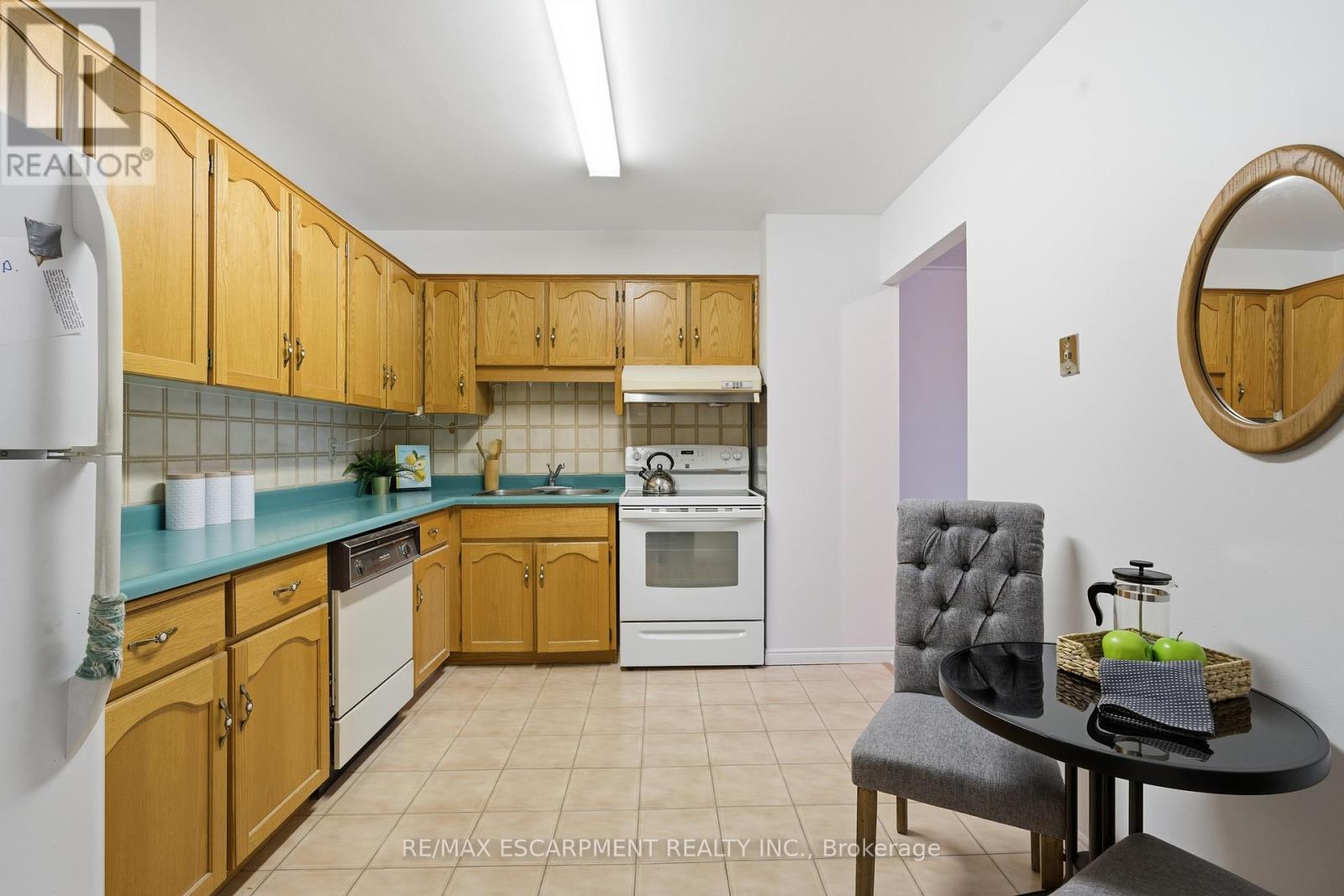 601 - 21 East Avenue, Hamilton, Ontario L8N 2T3 - Photo 14 - X12678302