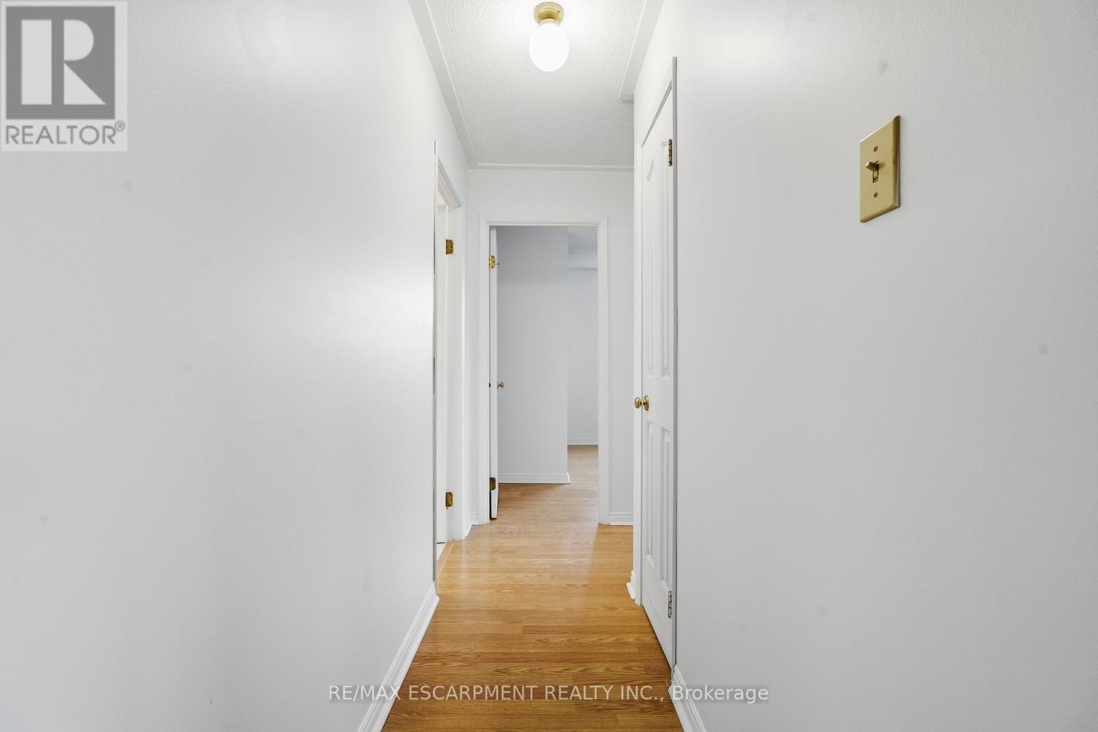 601 - 21 East Avenue, Hamilton, Ontario L8N 2T3 - Photo 17 - X12678302