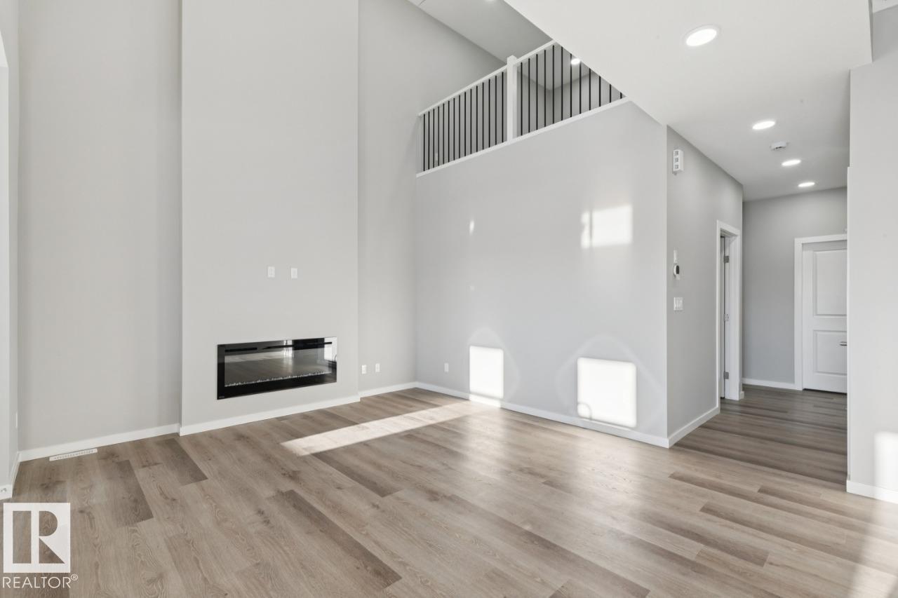 2647 5 Av Sw, Edmonton, Alberta  T6X 3H9 - Photo 10 - E4469449