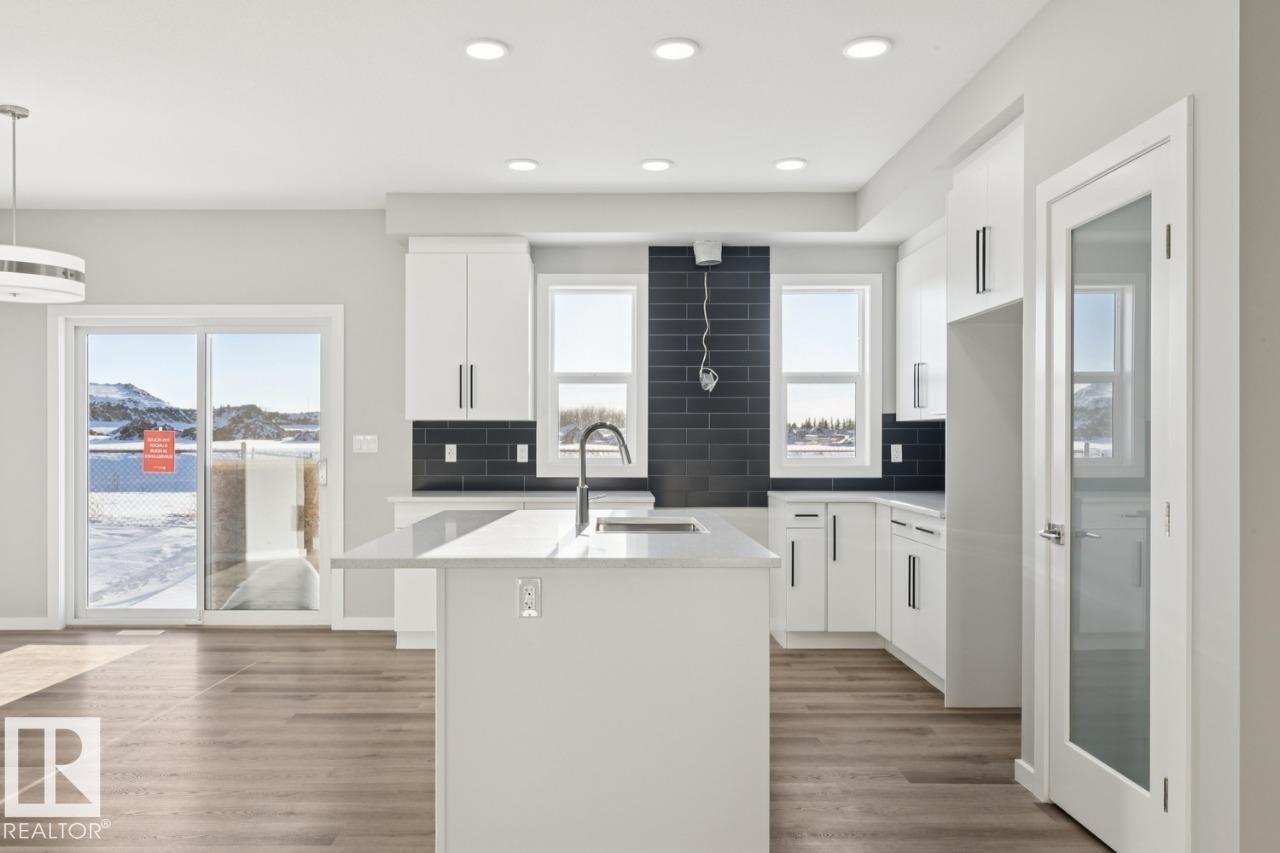 2647 5 Av Sw, Edmonton, Alberta  T6X 3H9 - Photo 12 - E4469449