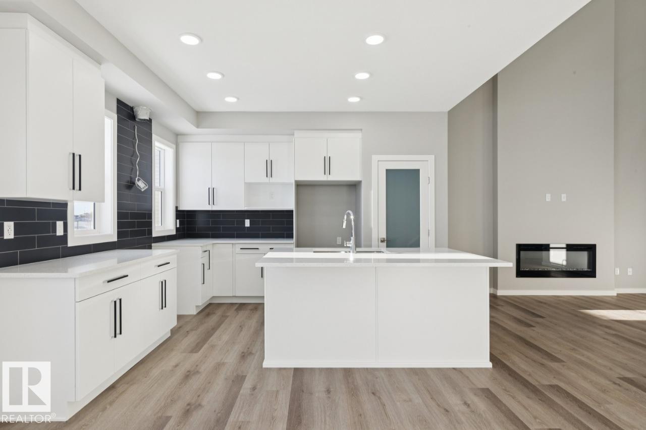 2647 5 Av Sw, Edmonton, Alberta  T6X 3H9 - Photo 15 - E4469449