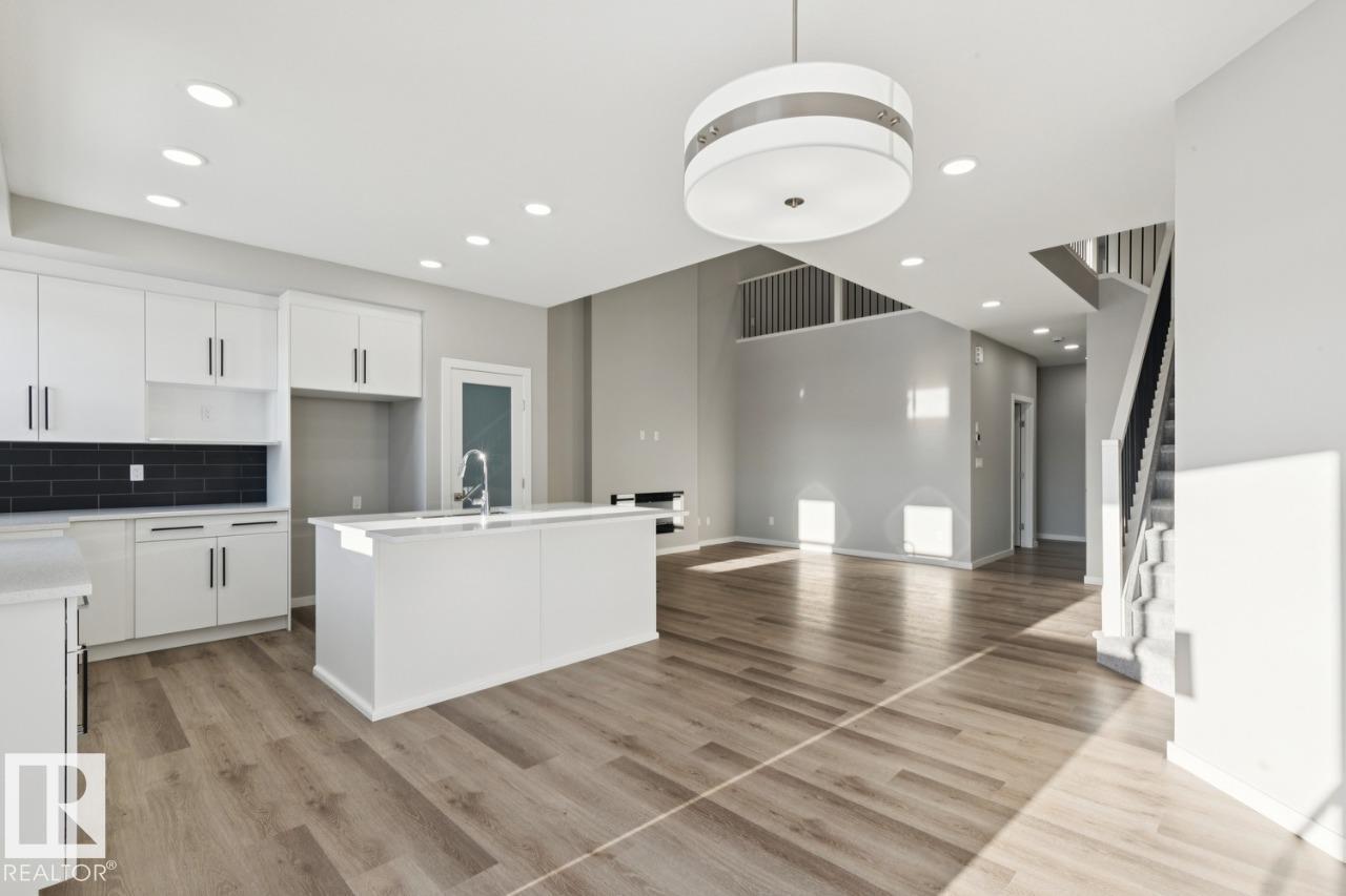 2647 5 Av Sw, Edmonton, Alberta  T6X 3H9 - Photo 19 - E4469449