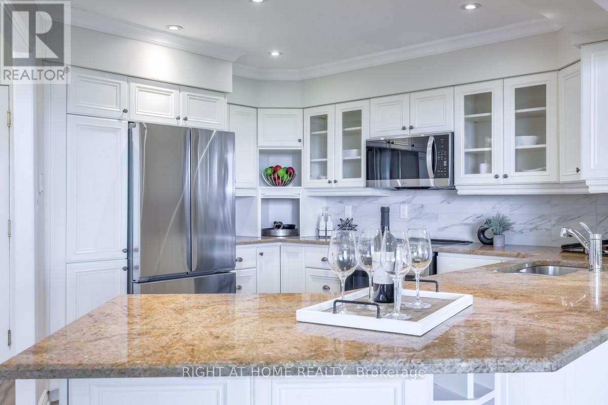 Ph17 - 3181 Bayview Avenue, Toronto, Ontario  M2K 2Y2 - Photo 17 - C12178873