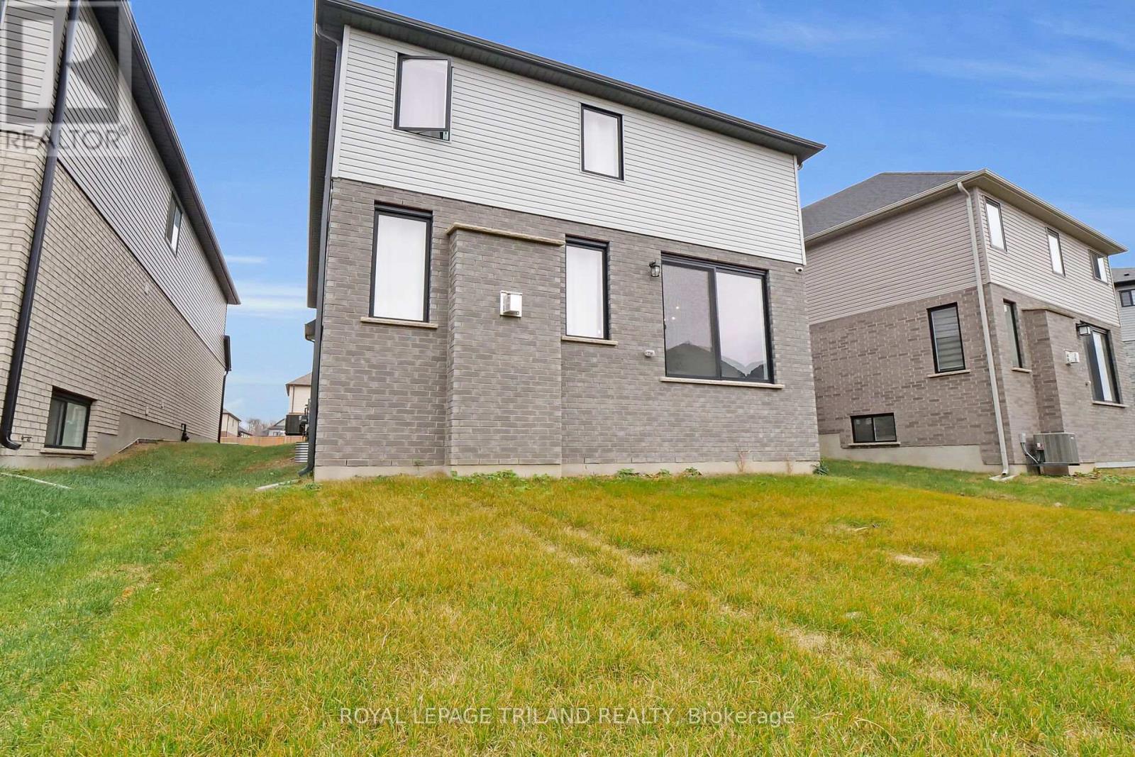 Lower - 1501 Noah Bend, London North, Ontario  N6G 2S9 - Photo 15 - X12678346