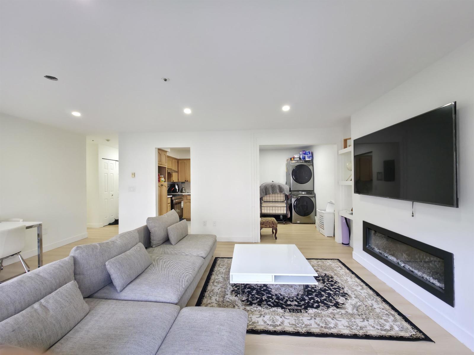 104 20064 56 Avenue, Langley, British Columbia  V3A 3Y4 - Photo 2 - R3070388