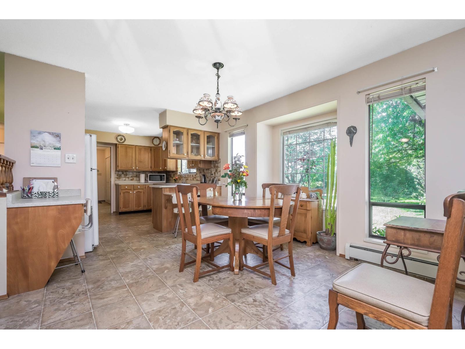 333 224 Street, Langley, British Columbia  V2Z 2V6 - Photo 18 - R3077434