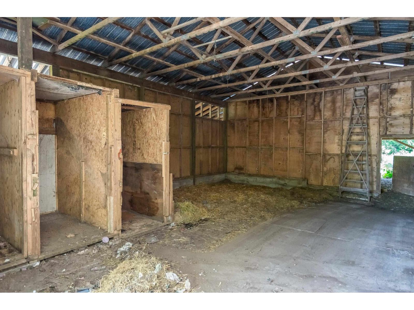 333 224 Street, Langley, British Columbia  V2Z 2V6 - Photo 10 - R3077434