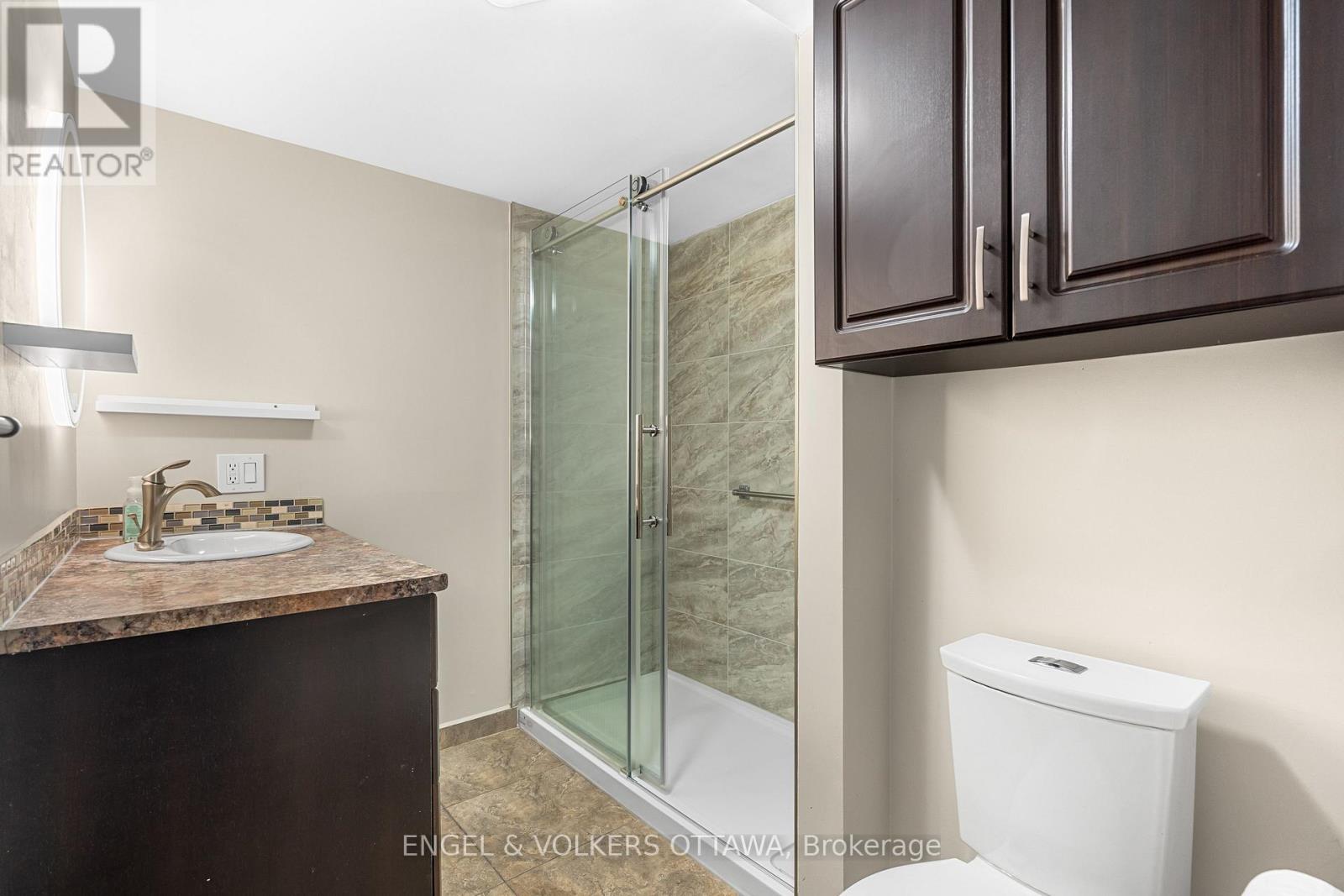 109 - 6532 Bilberry Drive, Ottawa, Ontario  K1C 4N9 - Photo 18 - X12678410