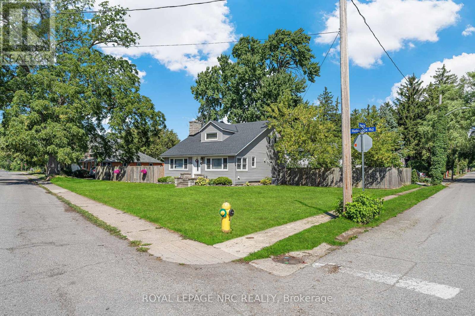 3902 Rebstock Road, Fort Erie, Ontario  L0S 1B0 - Photo 2 - X12678374