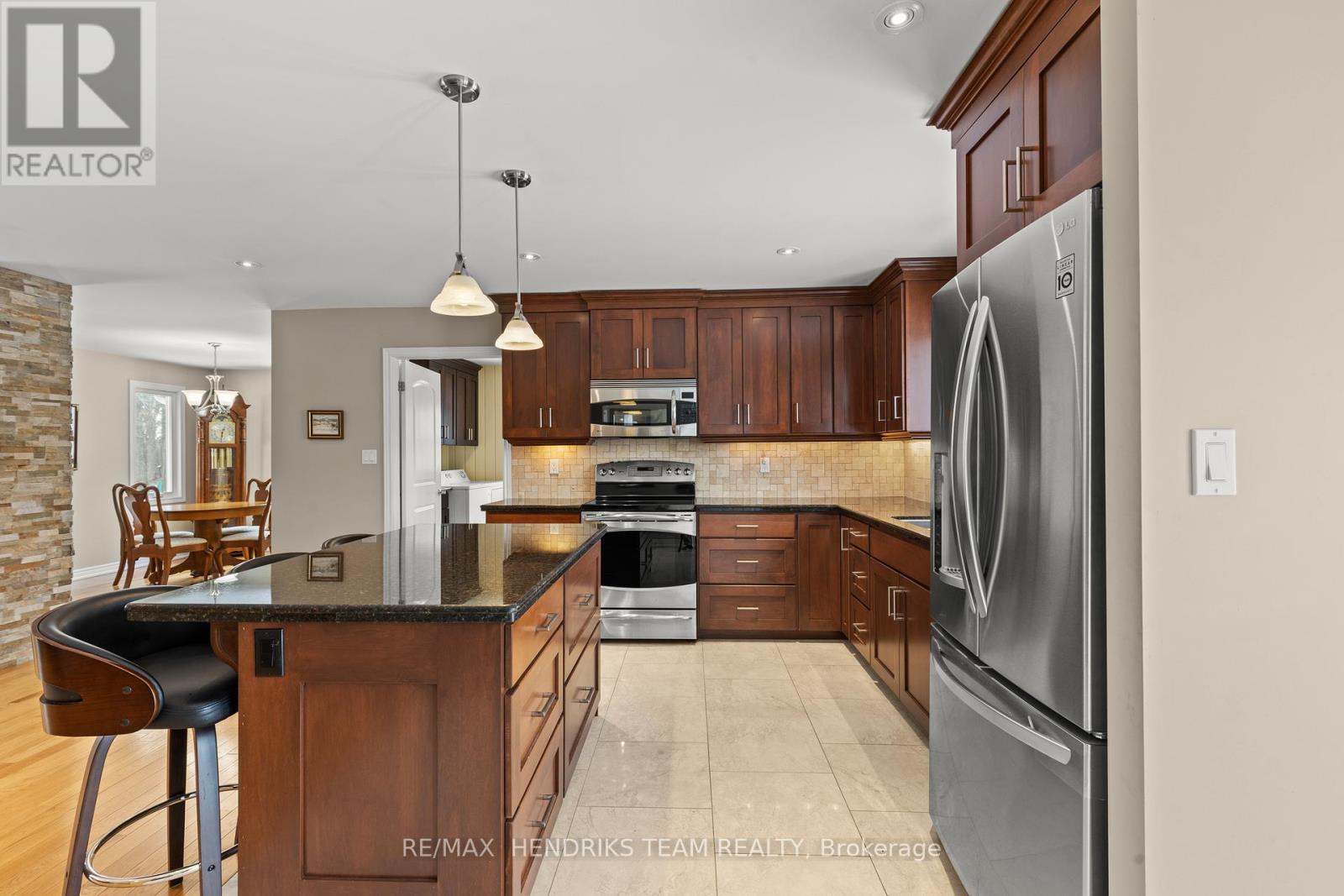 643 Line 7 Road, Niagara-On-The-Lake, Ontario  L0S 1J0 - Photo 11 - X12678466