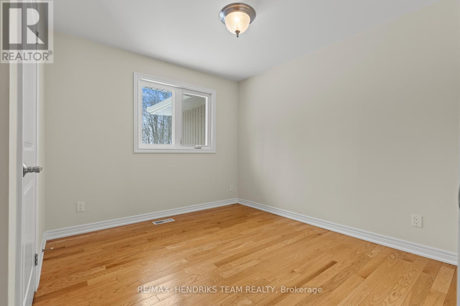 643 Line 7 Road, Niagara-On-The-Lake, Ontario  L0S 1J0 - Photo 23 - X12678466