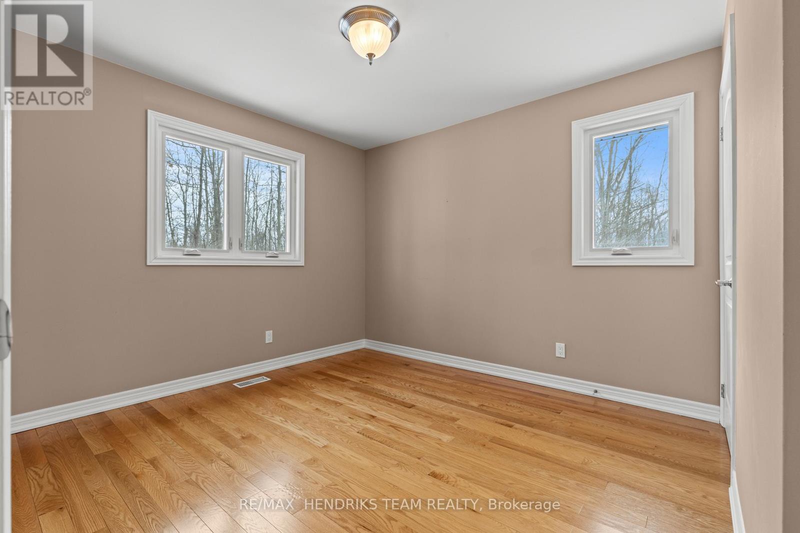 643 Line 7 Road, Niagara-On-The-Lake, Ontario  L0S 1J0 - Photo 25 - X12678466