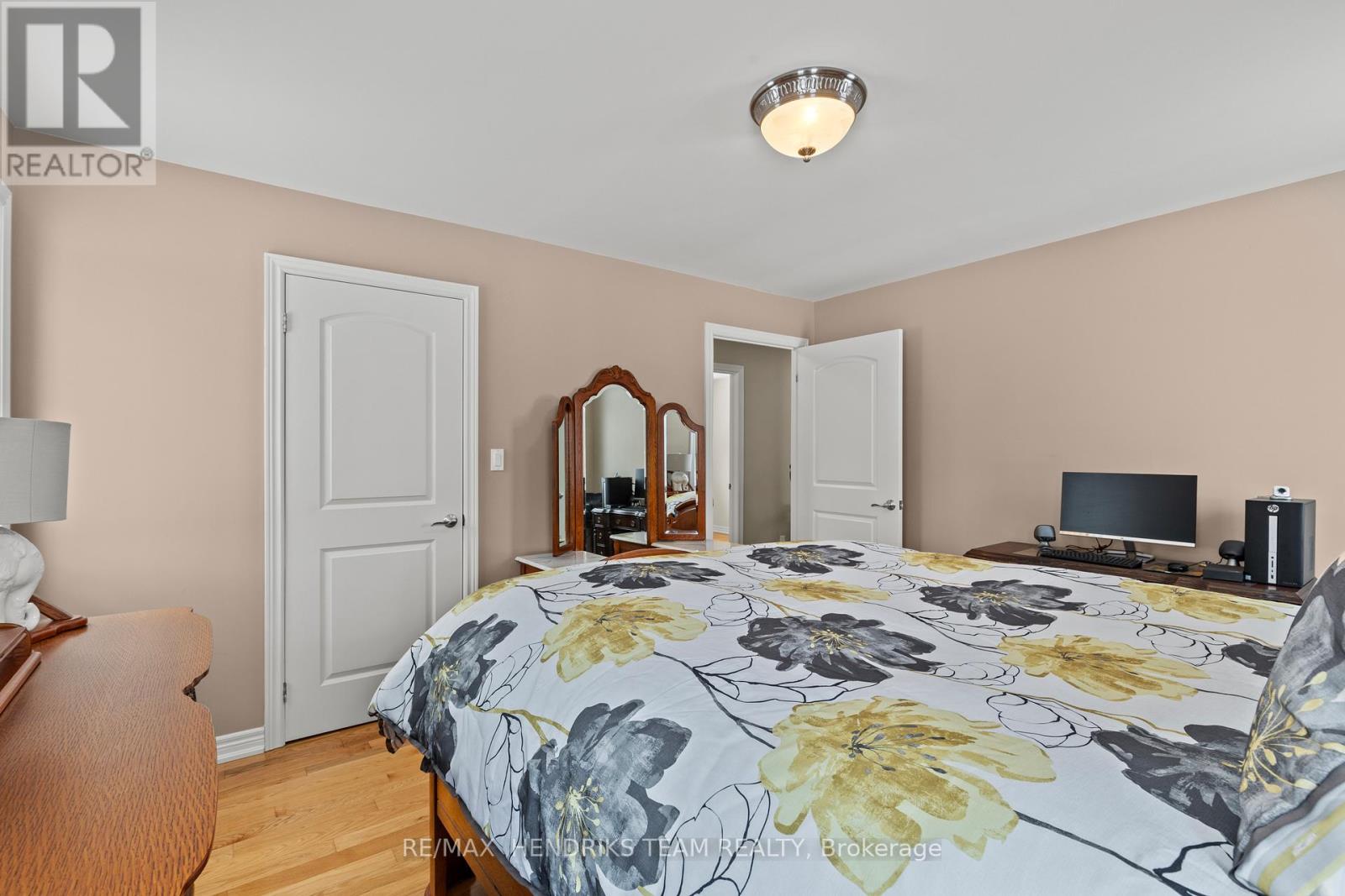 643 Line 7 Road, Niagara-On-The-Lake, Ontario  L0S 1J0 - Photo 29 - X12678466