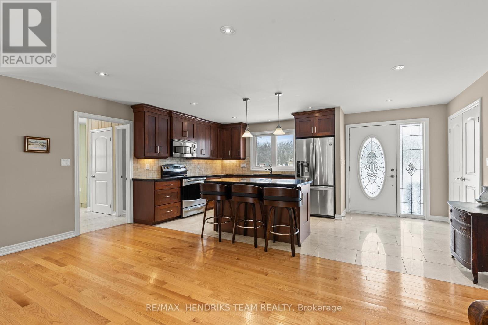 643 Line 7 Road, Niagara-On-The-Lake, Ontario  L0S 1J0 - Photo 7 - X12678466