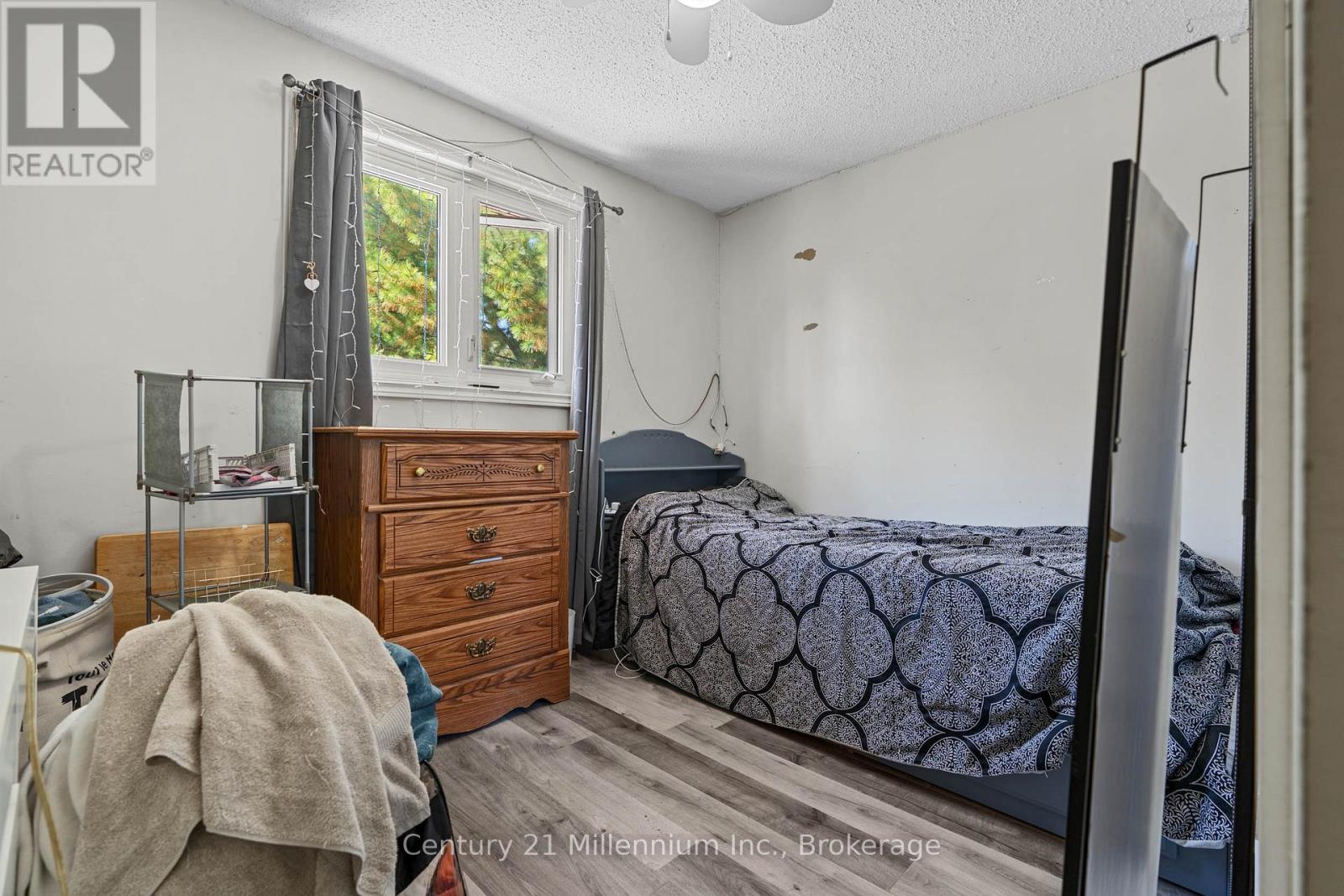 1980 6th Avenue E, Owen Sound, Ontario  N4K 2W5 - Photo 31 - X12562396