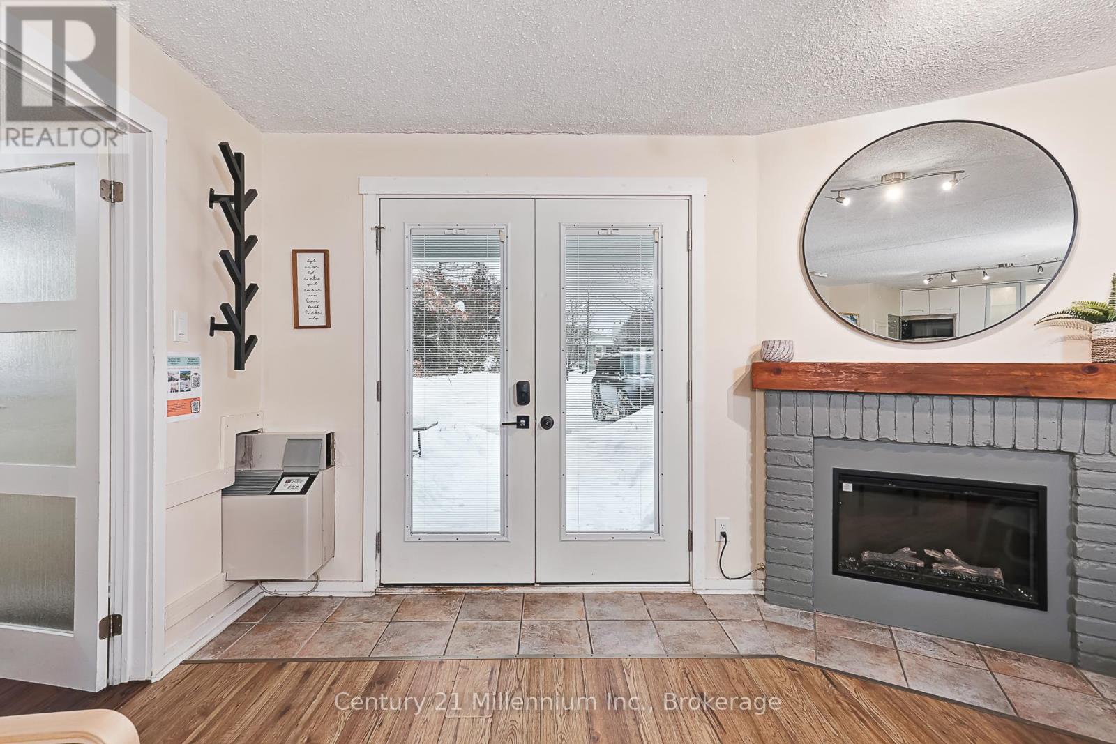 707 - 11 Dawson Drive, Collingwood, Ontario  L9Y 5B4 - Photo 3 - S12676620