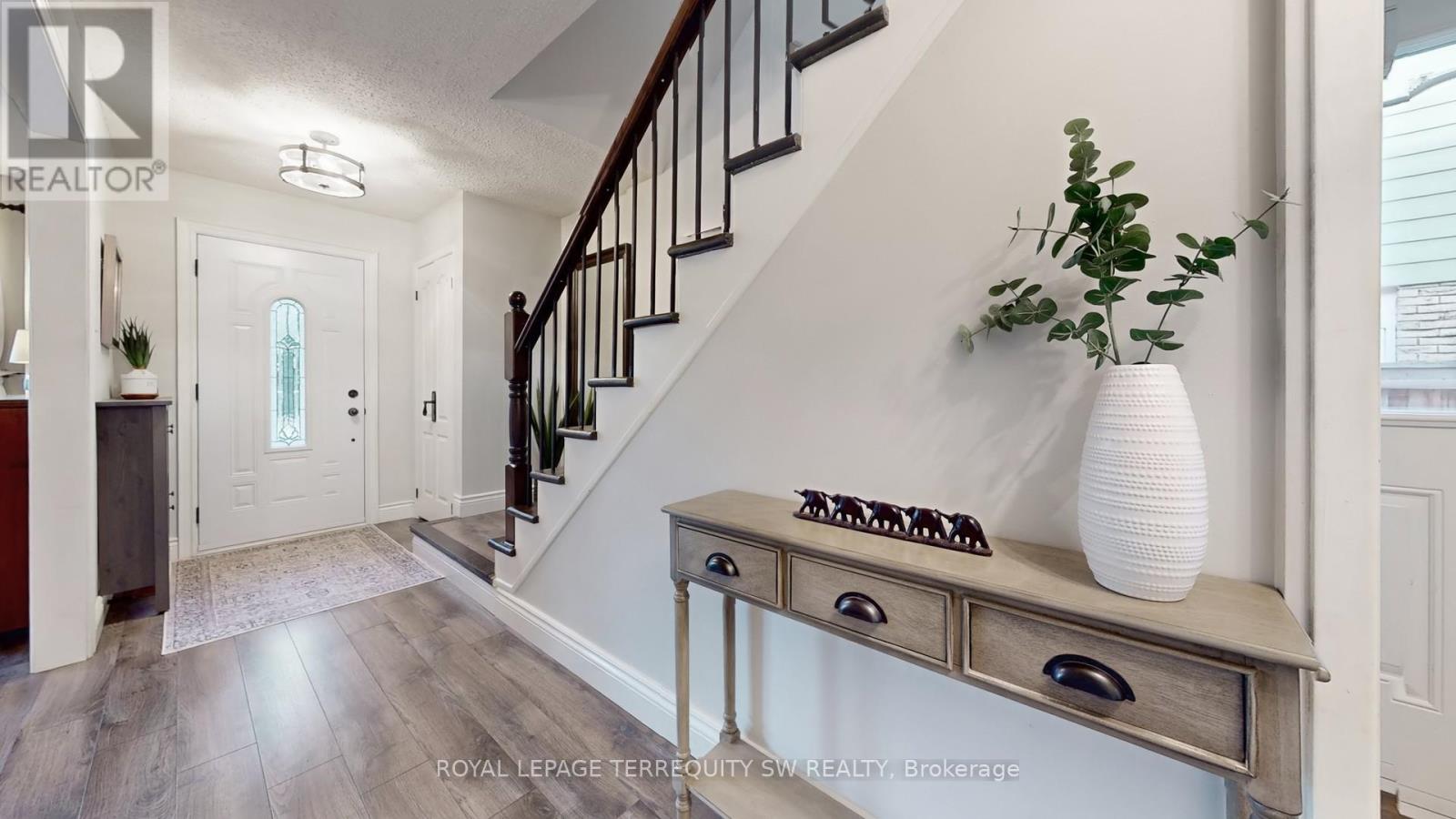 12 Newby Court, Brampton (Brampton North), Ontario  L6V 2R8 - Photo 20 - W12444199