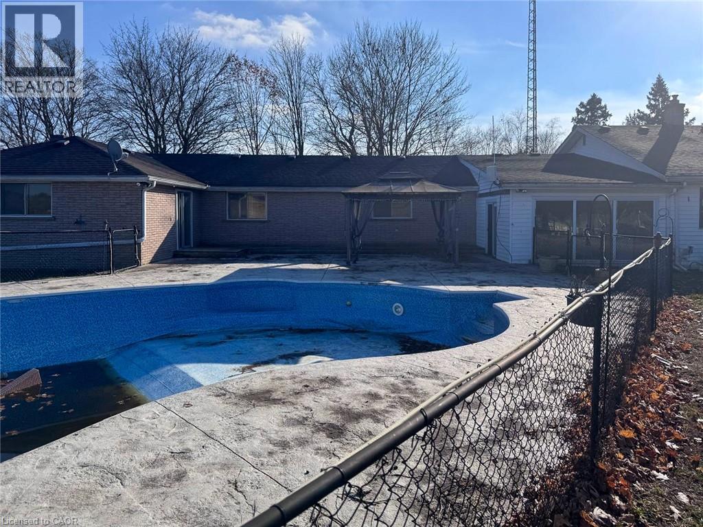 375 Blue Lake Road, St. George, Ontario  N0E 1N0 - Photo 35 - 40797067