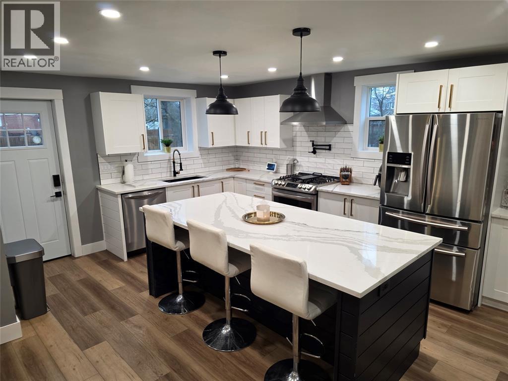 2565 Elizabeth Street, Oil Springs, Ontario  N0N 1P0 - Photo 10 - 25031658