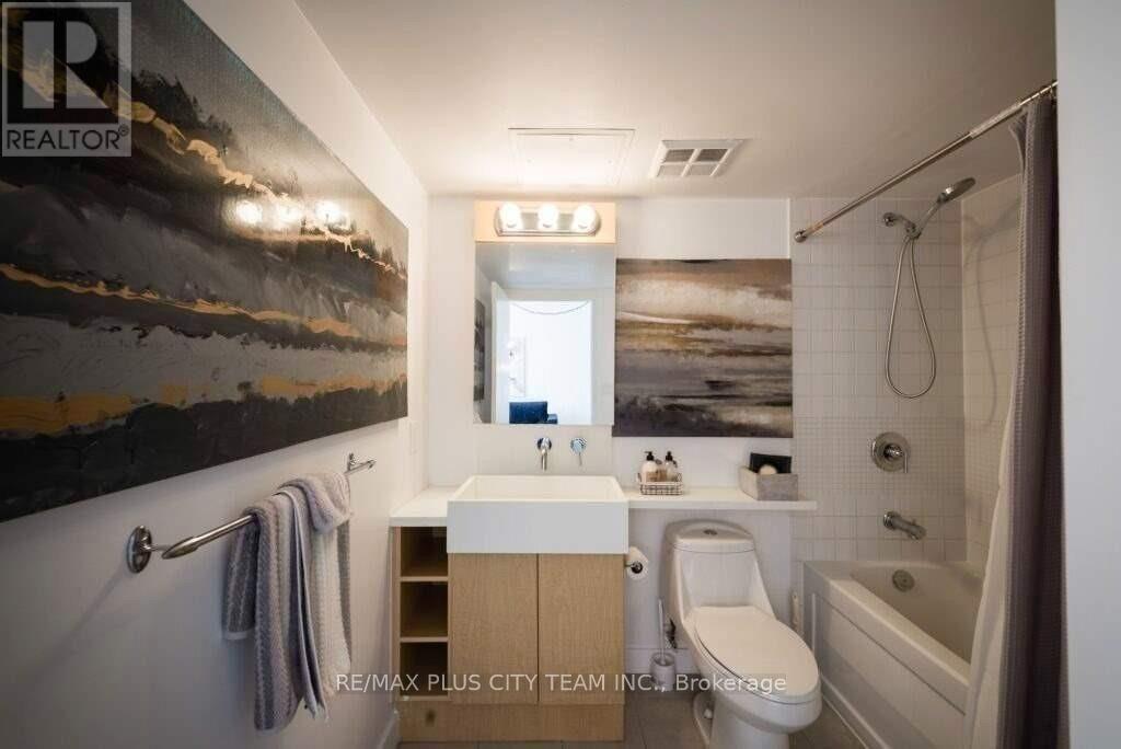 2612 - 11 Brunel Court, Toronto, Ontario  M5V 3Y3 - Photo 7 - C12678324