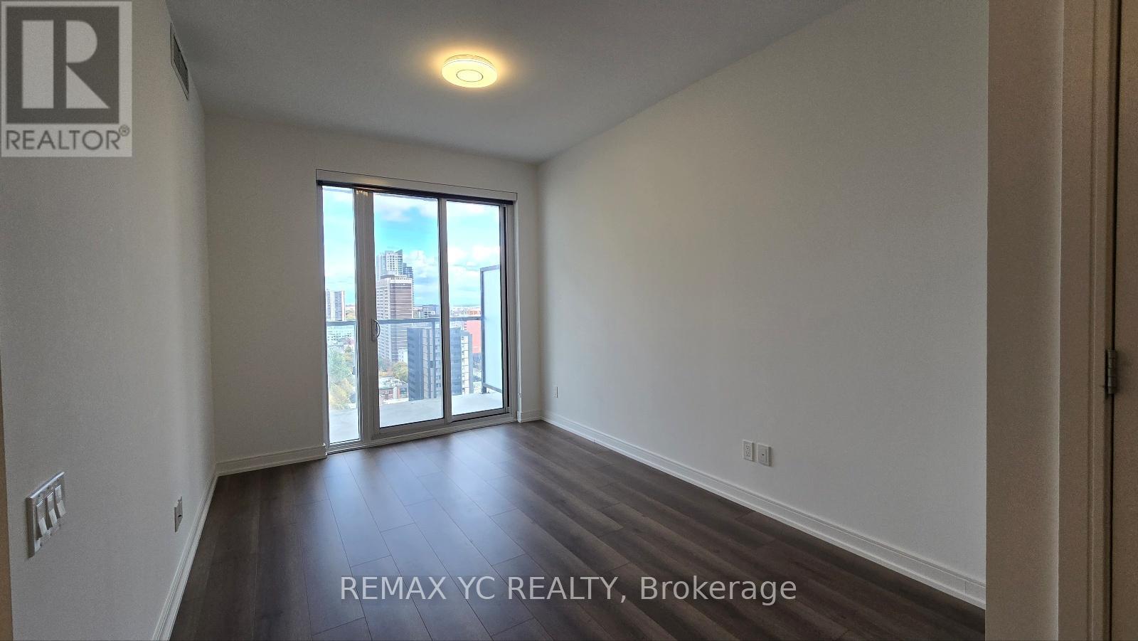 2104 - 3 Gloucester Street, Toronto, Ontario  M4Y 0C6 - Photo 2 - C12678366