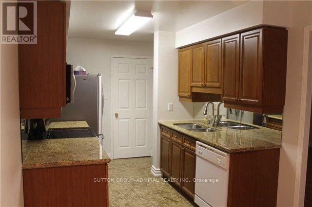 Ph09 - 233 Beecroft Road, Toronto, Ontario  M2N 6Z9 - Photo 3 - C12678432