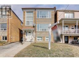 2(UPPER - 8 HANSON ROAD, Toronto, Ontario