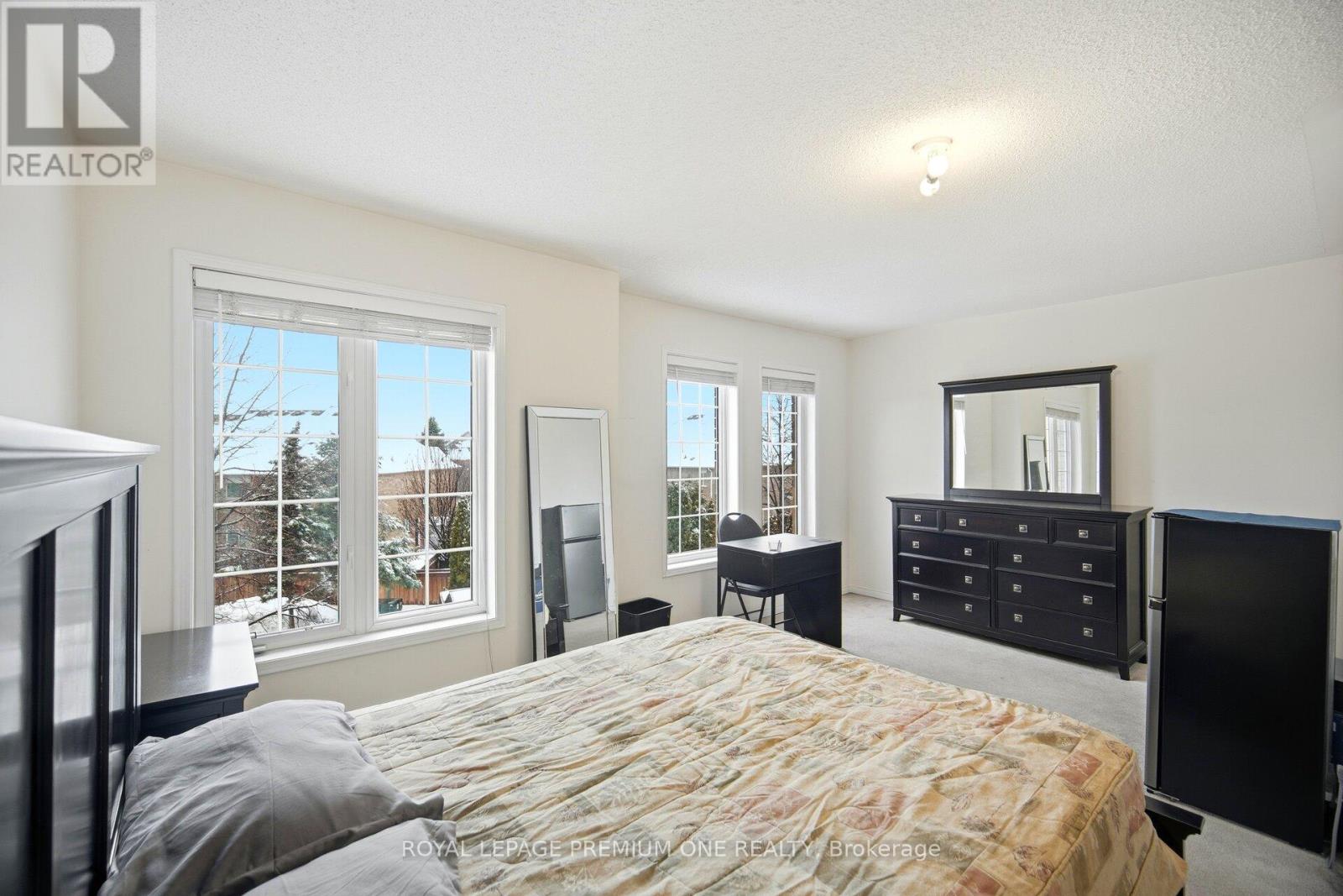 31 - 19 Foxchase Avenue, Vaughan, Ontario  L4L 9M9 - Photo 20 - N12678316