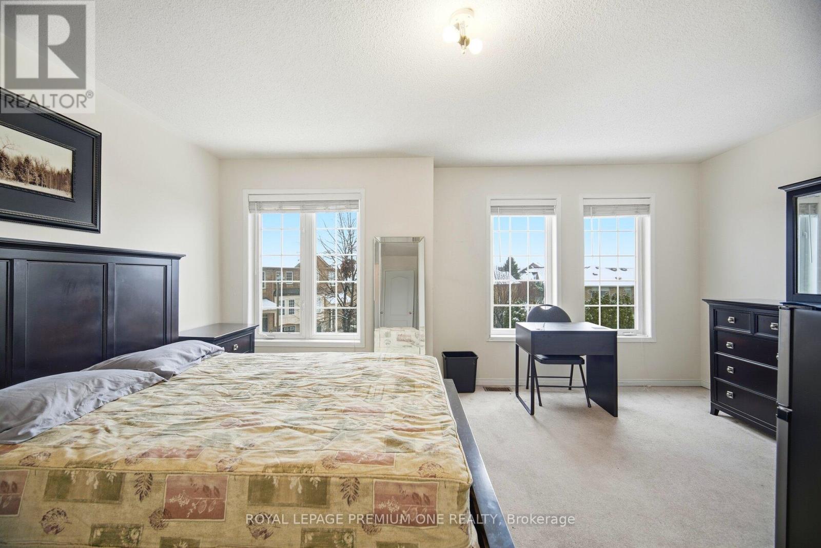 31 - 19 Foxchase Avenue, Vaughan, Ontario  L4L 9M9 - Photo 22 - N12678316