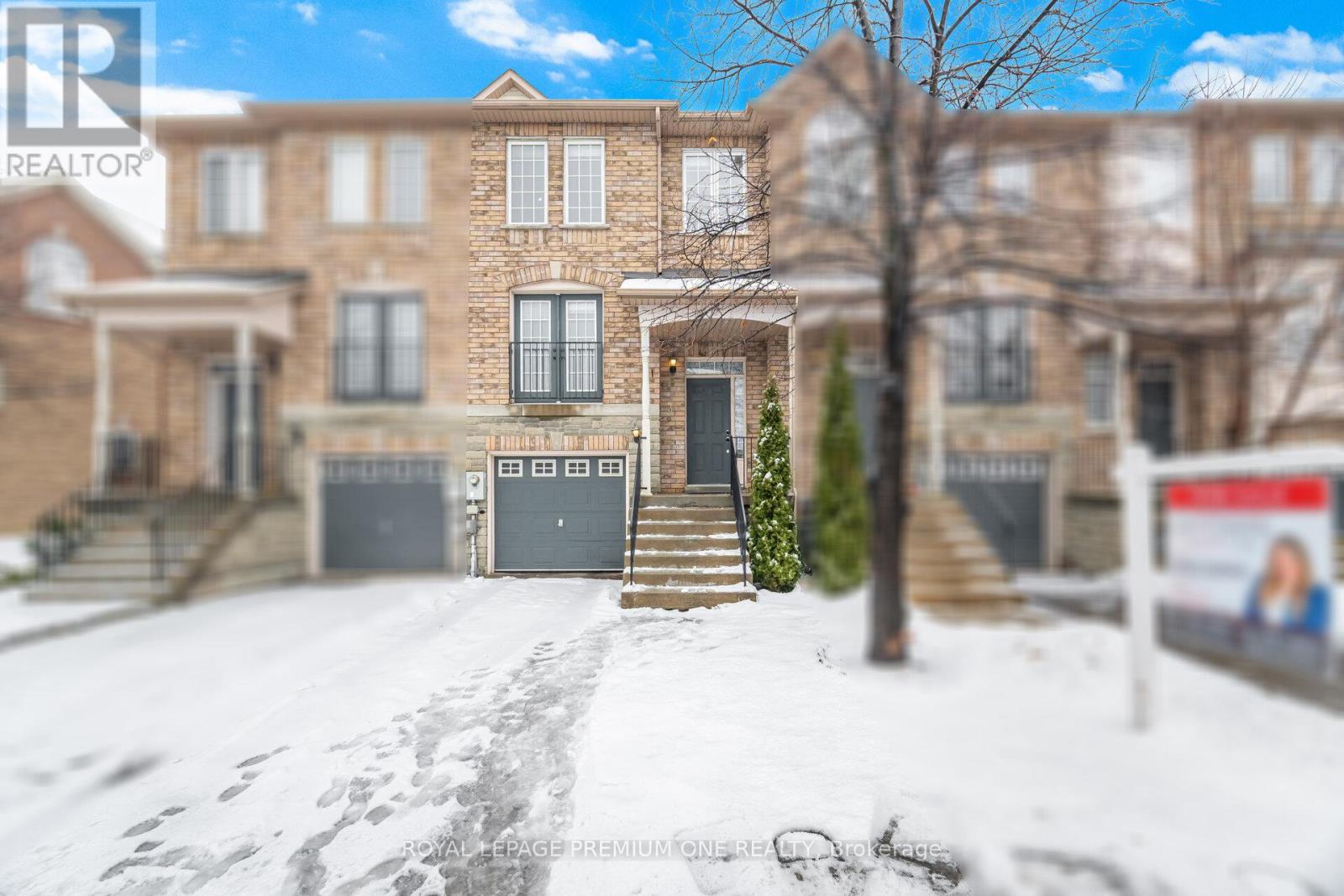 31 - 19 Foxchase Avenue, Vaughan, Ontario  L4L 9M9 - Photo 3 - N12678316