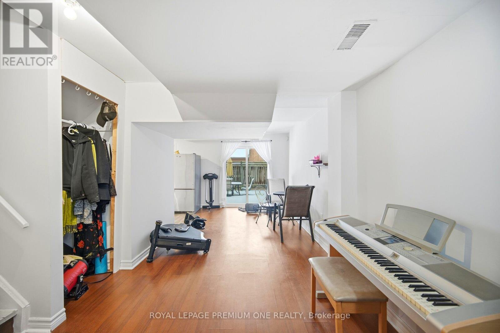 31 - 19 Foxchase Avenue, Vaughan, Ontario  L4L 9M9 - Photo 33 - N12678316